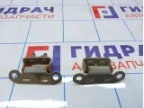 Петли двери багажника Toyota Land Cruiser (J100)