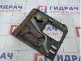 Накладка декоративная на кулису КПП Toyota Land Cruiser (J100) 58804-60130