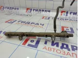 Рейка топливная (рампа) левая Toyota Land Cruiser (J100) 23808-50040