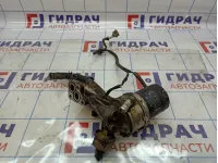 Кронштейн масляного фильтра Toyota Land Cruiser (J100) 15609-50100