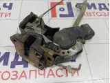 Замок двери задней левой Toyota Land Cruiser 6906060061