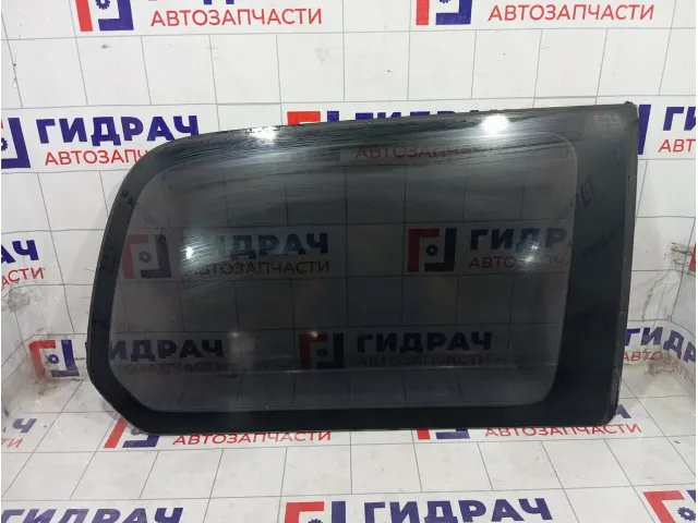 Стекло кузовное глухое (форточка) заднее правое Toyota Land Cruiser 6271060690