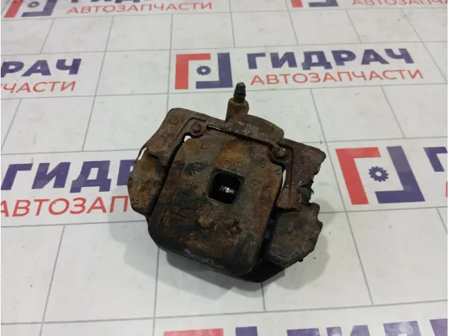 Суппорт тормозной задний правый Toyota Land Cruiser 4773060101