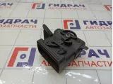 Дефлектор воздушный правый Toyota Land Cruiser 5568060020B0