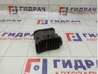 Дефлектор воздушный правый Toyota Land Cruiser 5566060130