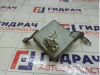 Блок электронный Toyota Land Cruiser 8929060021
