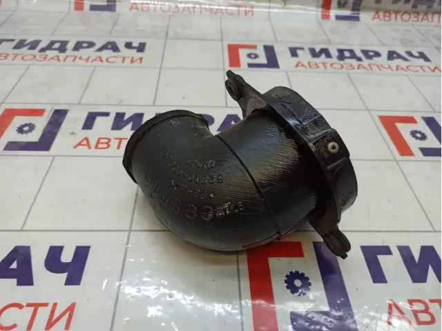 Патрубок воздушного фильтра Toyota Land Cruiser 5281060010