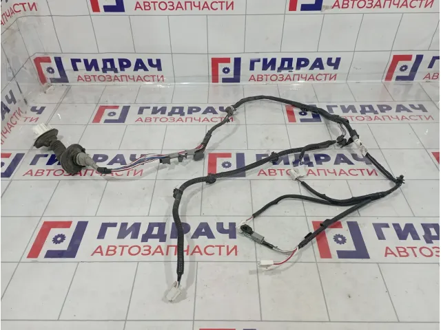 Проводка двери задней правой Toyota Land Cruiser Prado (J150) 82153-60560-B