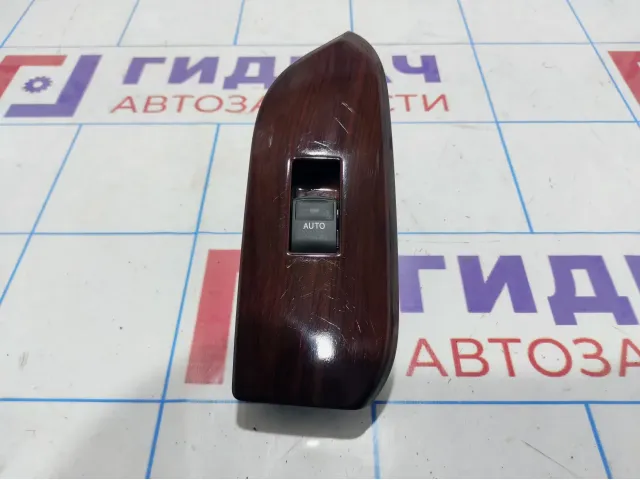 Кнопка стеклоподъемника задняя левая Toyota Land Cruiser Prado (J150) 84810-33120