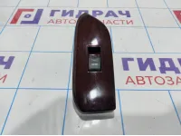 Кнопка стеклоподъемника задняя правая Toyota Land Cruiser Prado (J150) 84810-33120