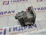 Кронштейн компрессора кондиционера Toyota Land Cruiser Prado (J150) 88431-25290
