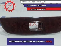 Накладка кнопки стеклоподъемника передняя правая Toyota Land Cruiser Prado (90) 74232-60090-B0.