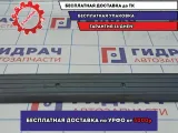 Накладка порога внутренняя передняя правая Toyota Land Cruiser Prado (90) 67913-60020-B0. Царапины, сломано крепление.