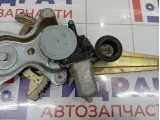 Стеклоподъемник электрический задний левый Toyota Land Cruiser Prado (J120) 6980435080