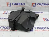 Корпус воздушного фильтра Toyota Land Cruiser Prado (J120) 1770031540