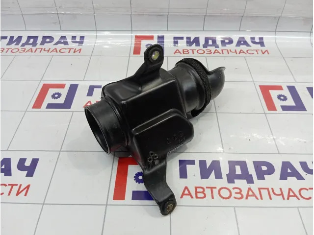 Воздухозаборник Toyota Land Cruiser Prado (J120) 1797131010