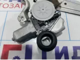 Стеклоподъемник электрический задний левый Toyota Land Cruiser Prado (J150) 69840-60160