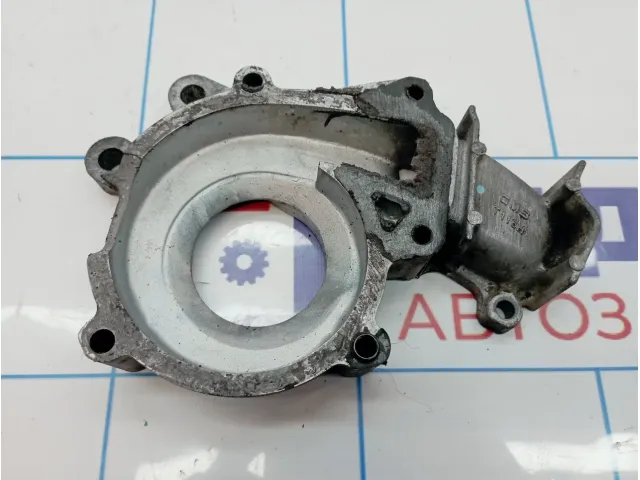 Корпус насоса водяного Toyota Land Cruiser Prado (J150)