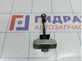 Ограничитель двери передний Toyota Land Cruiser Prado (J120) 68610-60100