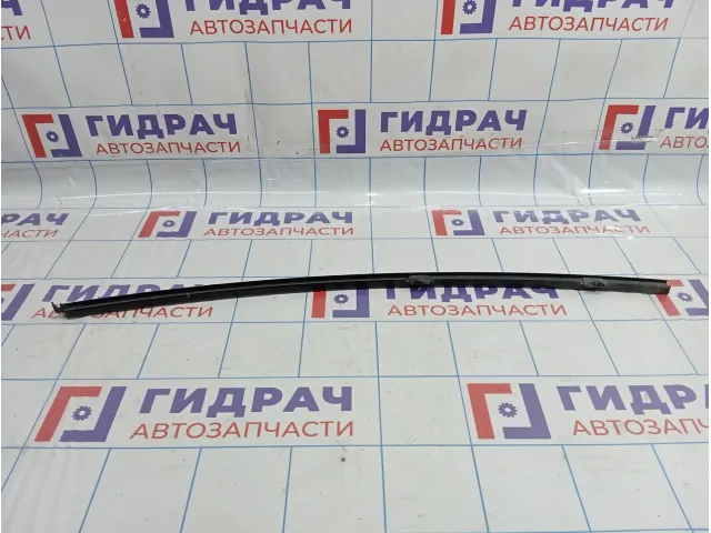 Направляющая стекла двери задней правой Toyota Land Cruiser Prado (J120) 67407-60050