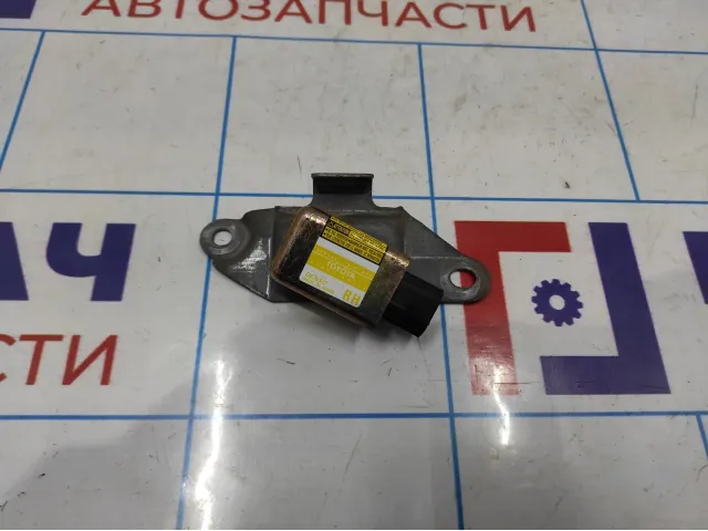 Датчик AIR BAG Toyota Land Cruiser Prado (J120) 89860-60020