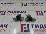 Петли двери передней левой Toyota Land Cruiser Prado (J120) 68720-35030