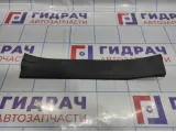 Накладка порога внутренняя задняя правая Toyota Land Cruiser Prado (J120) 67917-60080-B1
