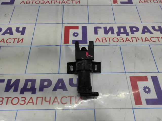 Форсунка омывателя фары правая Toyota Land Cruiser Prado (J120) 85207-60010