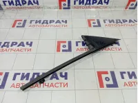 Накладка двери задней правой Toyota Prius 6748747031