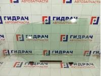 Стекло двери задней правой Toyota Prius 6810347041