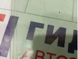 Стекло двери задней правой Toyota Prius 6810347041