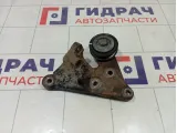 Кронштейн двигателя Toyota Prius 1231521050