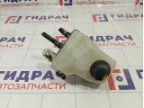 Бачок главного тормозного цилиндра Toyota Prius 4722047030