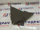 Обшивка багажника Toyota Prius 5841747010