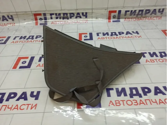 Обшивка багажника Toyota Prius 5841747010