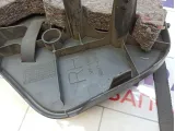 Обшивка багажника Toyota Prius 5841747010