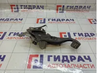 Рычаг, педаль стояночного тормоза Toyota Prius 4620047060