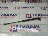 Амортизатор крышки (двери) багажника правый Toyota Prius 689500W431