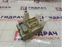 Блок предохранителей Toyota Prius 8273047290