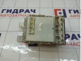 Блок предохранителей Toyota Prius 8273047290