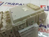 Блок предохранителей Toyota Prius 8273047290