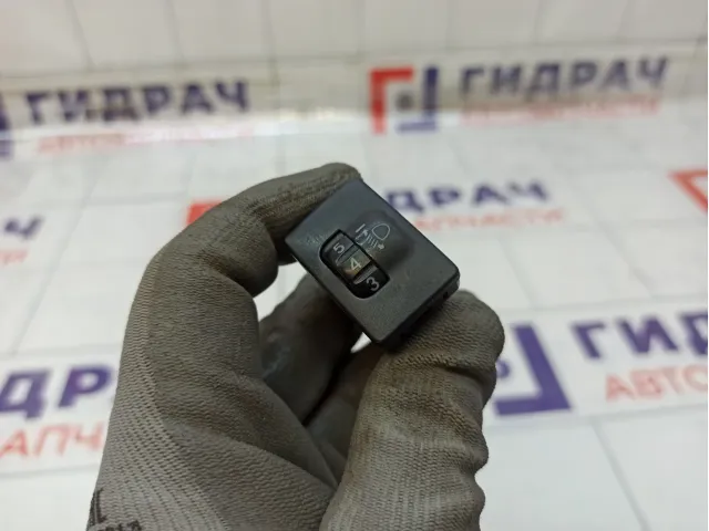 Кнопка корректора фар Toyota Prius 8415252070