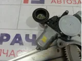 Стеклоподъемник электрический задний правый Toyota RAV4 (XA40) 69803-42050