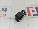 Кнопка стеклоподъемника Toyota RAV4 (XA40) 84810-52030