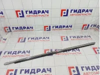 Накладка стекла переднего левого Toyota RAV4 (XA40) 75922-42040