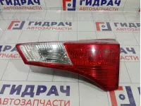 Фонарь задний внутренний правый Toyota RAV4 (XA40) 81581-42050