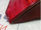 Фонарь задний внутренний правый Toyota RAV4 (XA40) 81581-42050