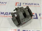 Суппорт тормозной передний правый Toyota RAV4 (XA40) 47730-42091