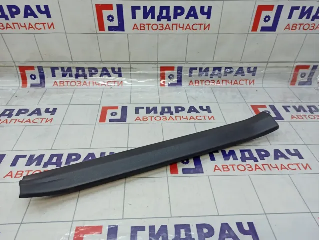 Накладка порога внутренняя передняя правая Toyota RAV4 (XA40) 67913-42110-C0