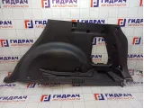 Обшивка багажника правая Toyota RAV4 (XA40) 64730-42091-C0